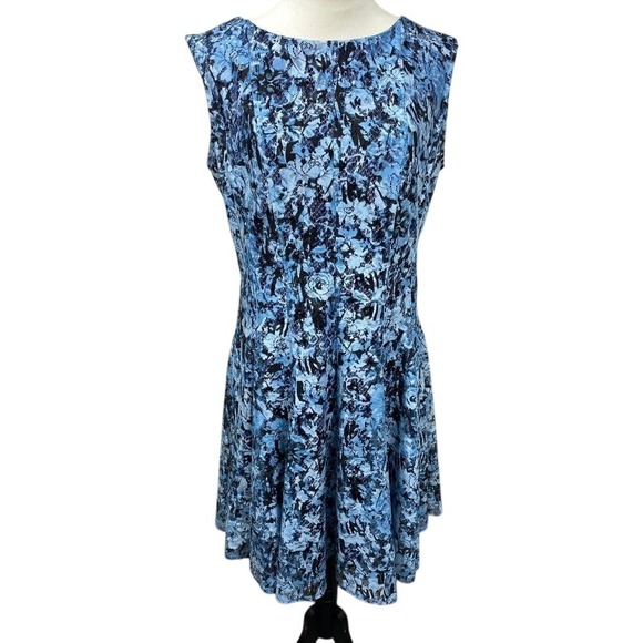 Roz & Ali Dresses & Skirts - Roz & Ali Sleeveless Fit & Flare Vibrant Blue Knee Length Cocktail Dress Size 12